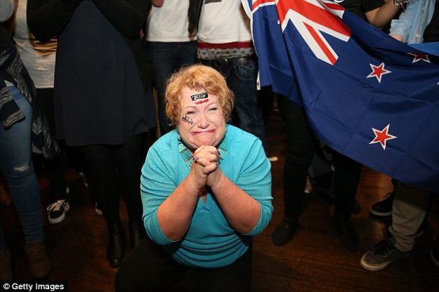 2dfc489200000578-0-image-m-4_1446319595470